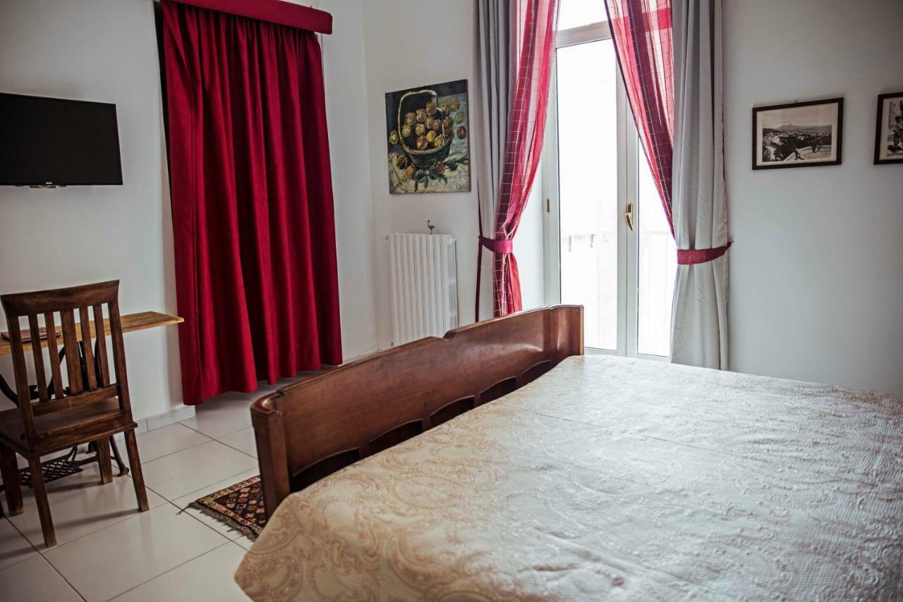 Miracoletti38 Hotel Nápoly Kültér fotó