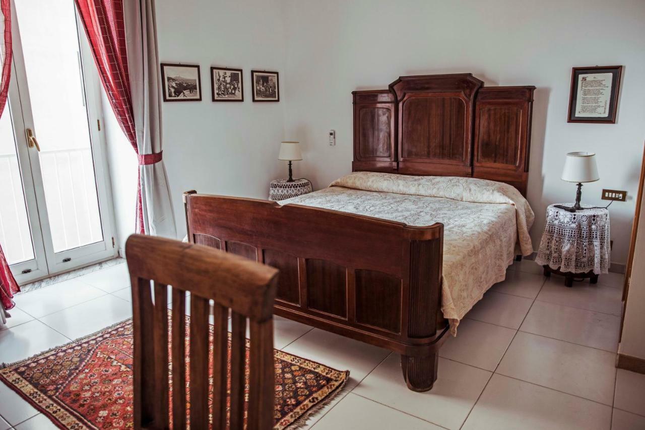 Miracoletti38 Hotel Nápoly Kültér fotó